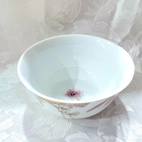 52 PC Set Beautiful Chinese dinnerware (52 pieces) Gold Hand painted. - Picture 5 of 9